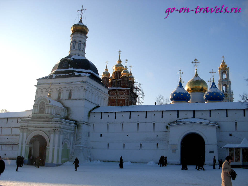 Стены Троице-Сергиевой лавры. Сергиев Посад