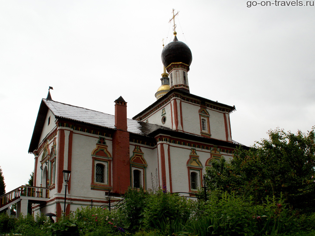 Фото достопримечательностей Коломны. Свято-Троицкий Ново-Голутвин женский монастырь